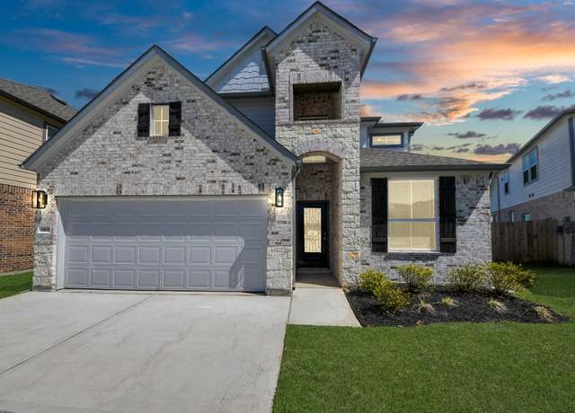 Property at 8406 Snowy Owl Ln, Houston, TX 77049, 4 beds, 3.5 baths