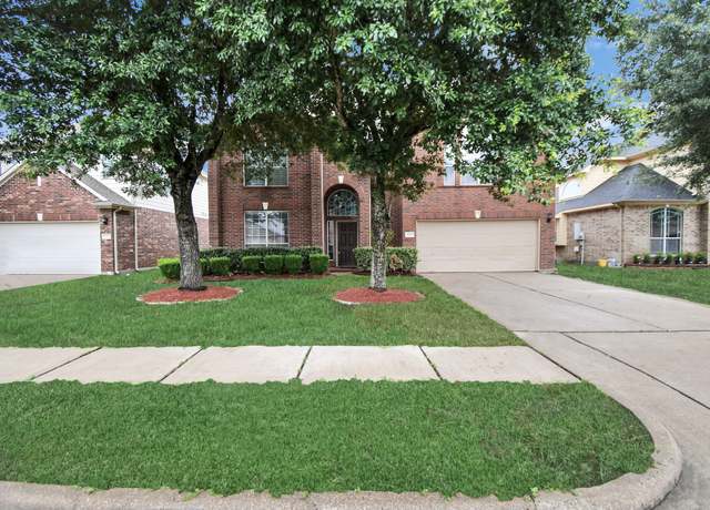 Property at 5310 Laura Lee Ln, Pasadena, TX 77504, 5 beds, 3 baths