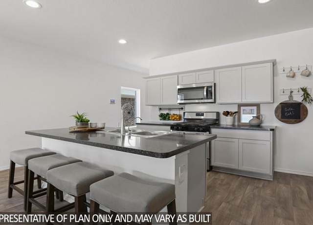 Property at 1111 Vilana Rdg, Houston, TX 77090, 4 beds, 2.5 baths