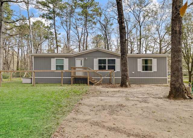 Property at 767 Windwood Dr, Livingston, TX 77351, 3 beds, 2 baths