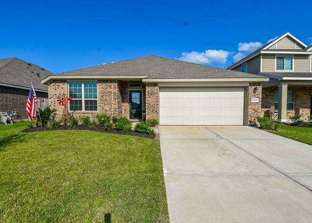 Property at 19121 Sonora Chase Dr, New Caney, TX 77357, 3 beds, 2 baths