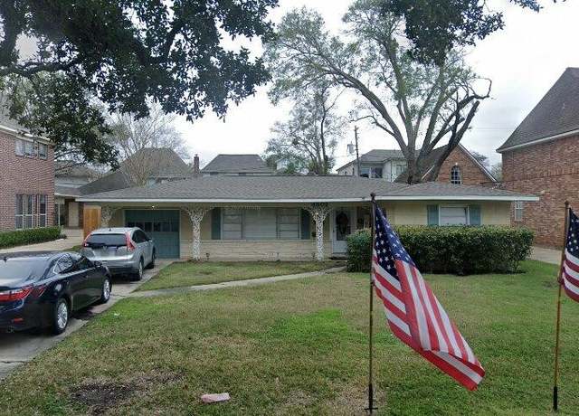 Property at 4802 Holly St, Bellaire, TX 77401, 3 beds, 2 baths