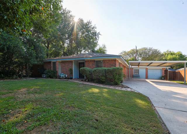 Property at 5004 Donald St, Seabrook, TX 77586, 2 beds, 2 baths