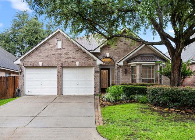 Property at 6930 Afton Woods Dr, Houston, TX 77055, 3 beds, 2 baths