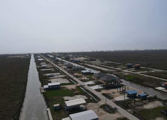 Property at 1334 Mabry St, Gilchrist, TX 77617