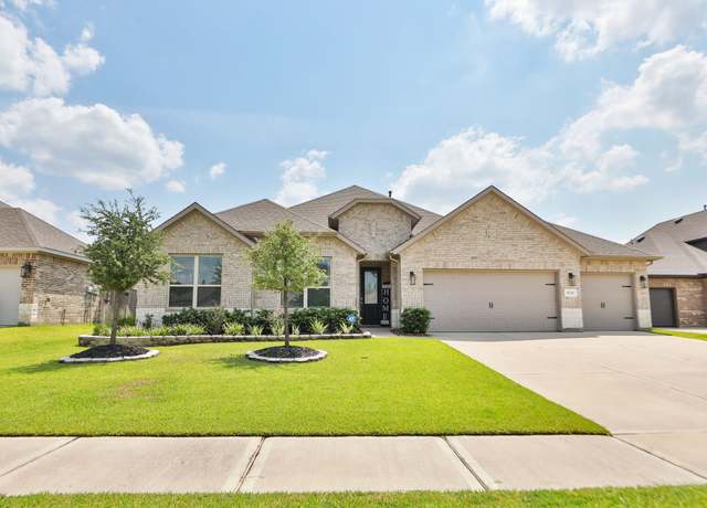 Property at 31218 Gullwing Manor Dr, Tomball, TX 77375, 4 beds, 2 baths