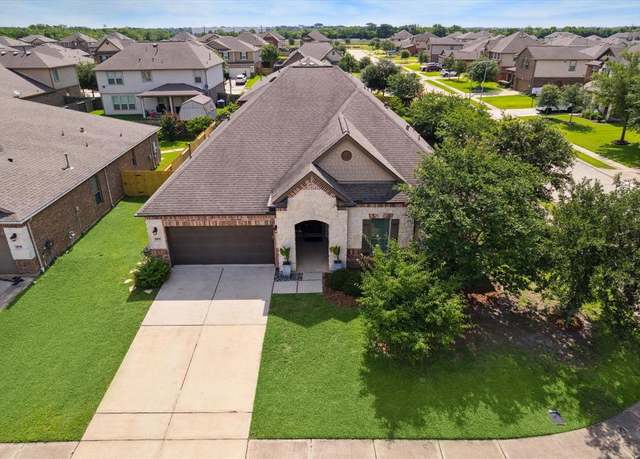 Property at 3617 Anzac Meadow Ct, Pearland, TX 77584, 3 beds, 2 baths