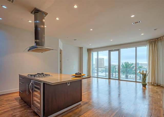 Property at 1600 Post Oak Blvd #1006, Houston, TX 77056, 1 bed, 1.5 baths