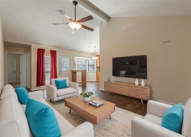 Property at 1705 Bimini Way, Seabrook, TX 77586, 3 beds, 2 baths