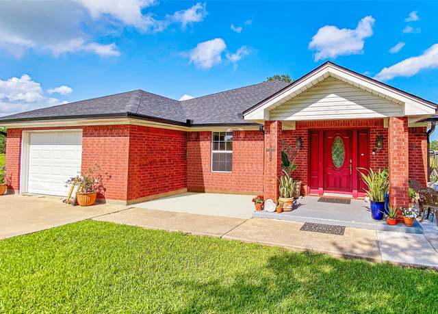 Property at 11971 Labelle Rd, Beaumont, TX 77705, 4 beds, 3 baths