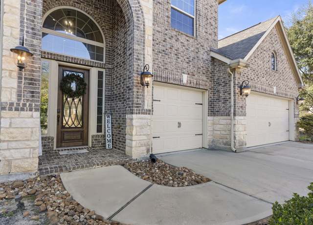Property at 105 Blanton Bend Dr, Montgomery, TX 77316, 5 beds, 4.5 baths