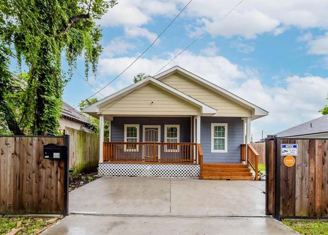 Property at 110 Amundsen St, Houston, TX 77009, 3 beds, 2 baths