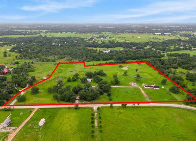 Property at 8166 Riley Rd, Bryan, TX 77808, 3 beds, 2.5 baths