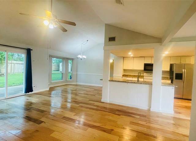 Property at 7415 Wovenwood Ln, Houston, TX 77041, 2 beds, 2 baths