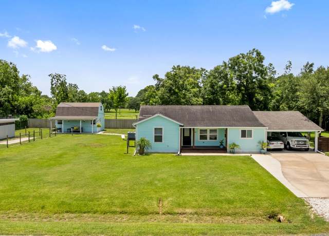 Property at 5709 David St, Dickinson, TX 77539, 3 beds, 2 baths