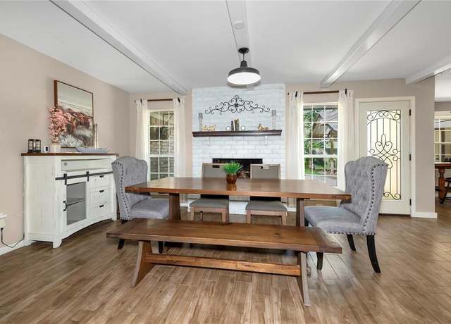 Property at 676 Ravensworth Dr, Conroe, TX 77302, 4 beds, 2.5 baths