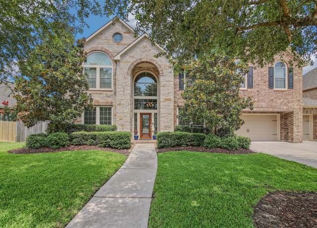 Property at 11319 Cypress Creek Lakes Dr, Cypress, TX 77433, 5 beds, 4.5 baths