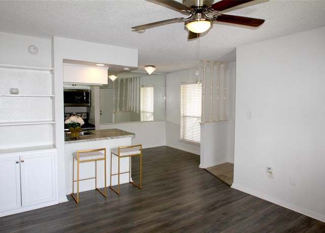 Property at 250 El Dorado Blvd #240, Houston, TX 77598, 1 bed, 1 bath