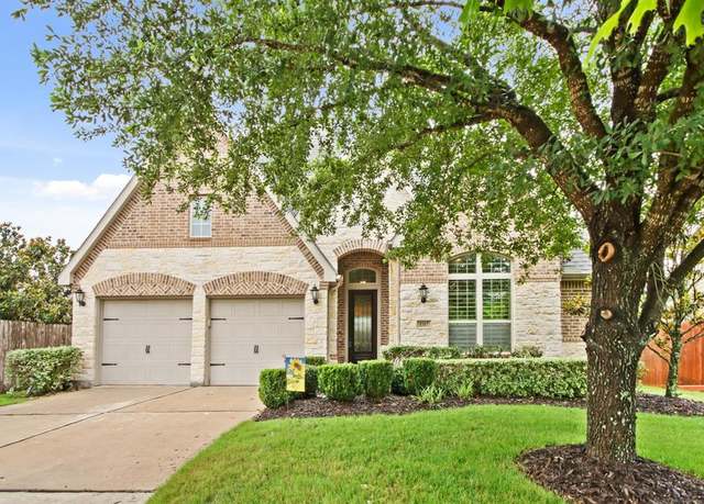 Property at 8307 Floating Heart Ct, Conroe, TX 77385, 4 beds, 3.5 baths