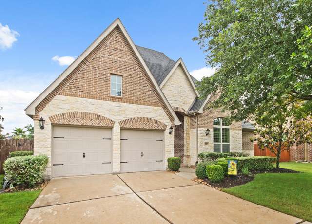 Property at 8307 Floating Heart Ct, Conroe, TX 77385, 4 beds, 3.5 baths