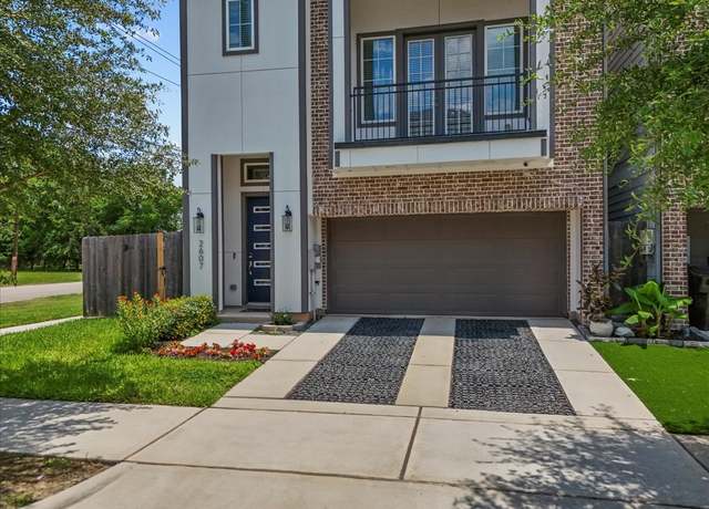 Property at 2607 Mcilhenny St, Houston, TX 77004, 3 beds, 3.5 baths