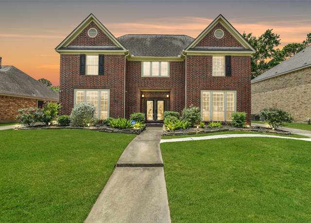 Property at 19423 Atasca Oaks Dr, Humble, TX 77346, 4 beds, 2.5 baths