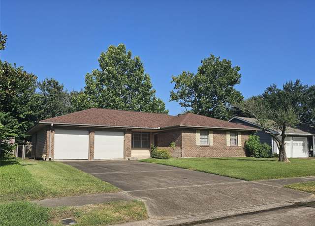 Property at 821 Mark St, Deer Park, TX 77536, 3 beds, 1.5 baths