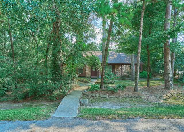 Property at 1903 Old Field Pl, The Woodlands, TX 77380, 4 beds, 2 baths