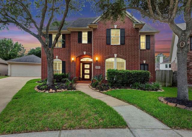 Property at 16015 Maycrest Ct, Tomball, TX 77377, 5 beds, 3.5 baths