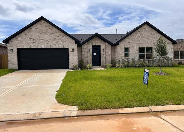 Property at 2611 Piemonte Avenue Cir, Spring, TX 77388, 3 beds, 2.5 baths
