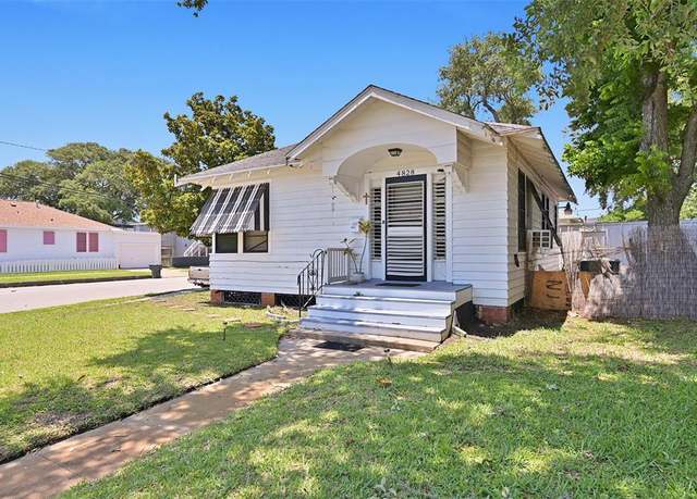 Property at 4828 Avenue Q 1/2, Galveston, TX 77551, 2 baths