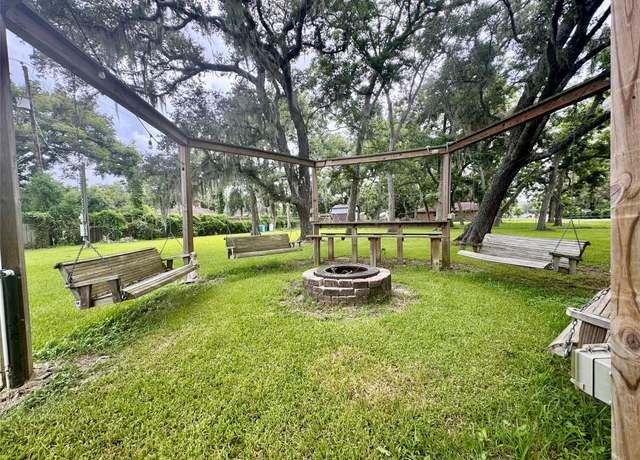 Property at 507 Humble St, West Columbia, TX 77486