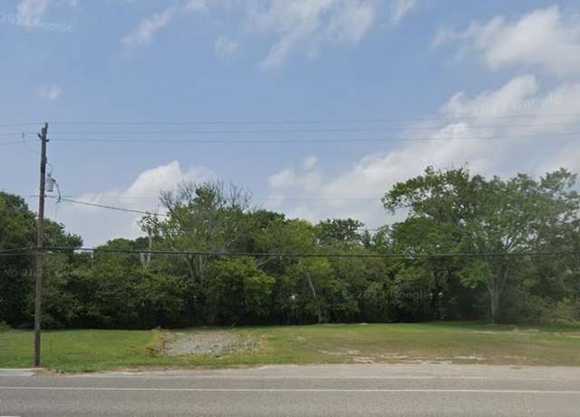 Property at 9122 Highway 6, Hitchcock, TX 77563