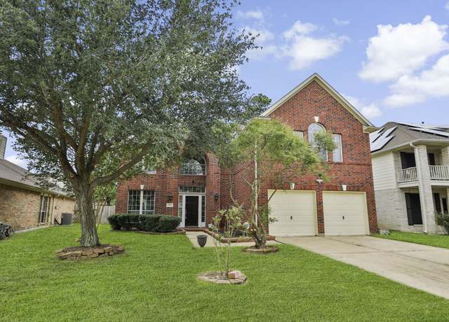 Property at 20907 Divellec Ln, Spring, TX 77388, 4 beds, 2.5 baths