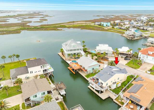 Property at 16635 Jamaica Cove Rd, Jamaica Beach, TX 77554, 3 beds, 3 baths