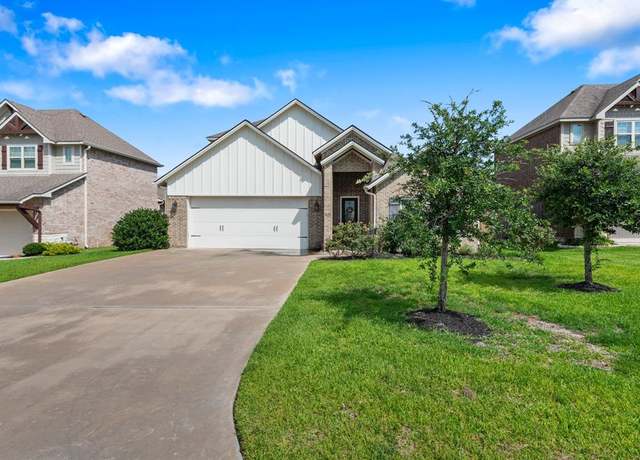 Property at 2619 Portland Ave, College Station, TX 77845, 4 beds, 3 baths