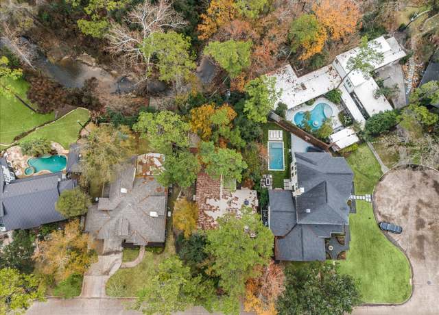 Property at 326 Gershwin Dr, Houston, TX 77079, 3 beds, 2 baths