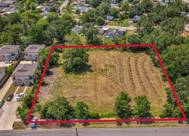 Property at 7920 Jutland Rd, Houston, TX 77033