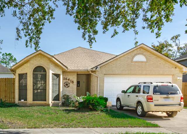 Property at 16418 Red Oak Dr, Missouri City, TX 77489, 3 beds, 2 baths