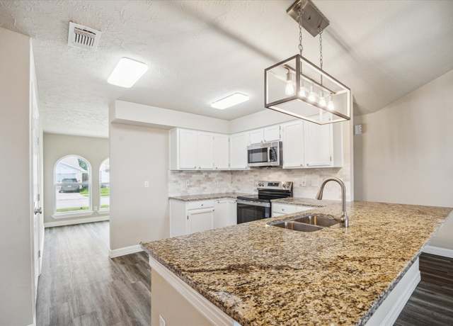 Property at 3519 Hombly Rd, Houston, TX 77066, 3 beds, 2 baths