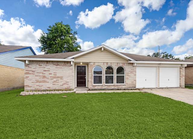 Property at 3519 Hombly Rd, Houston, TX 77066, 3 beds, 2 baths
