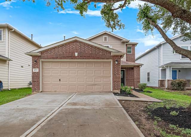 Property at 6723 Green Pear Ln, Houston, TX 77049, 4 beds, 2 baths