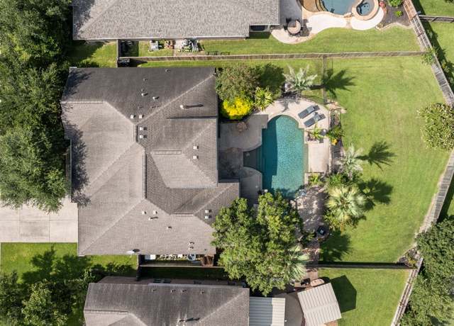 Property at 31102 Oak Forest Hollow Ln, Spring, TX 77386, 3 beds, 3 baths