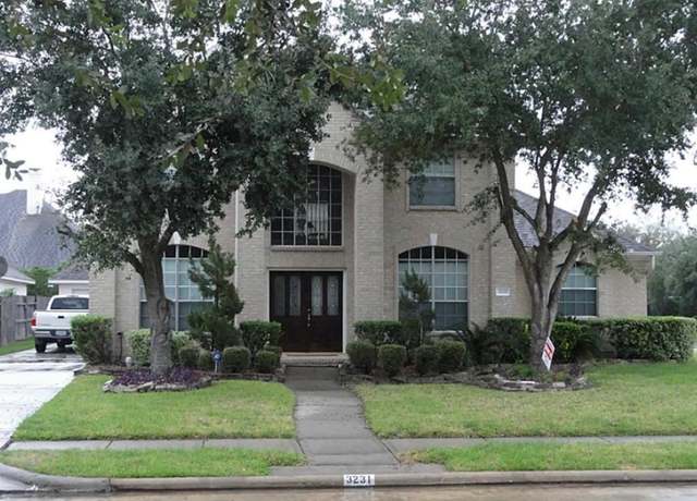 Property at 3231 Shadywind Dr, Houston, TX 77082, 4 beds, 3.5 baths