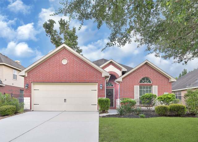 Property at 31 Hearthwick Rd, Tomball, TX 77375, 4 beds, 3 baths