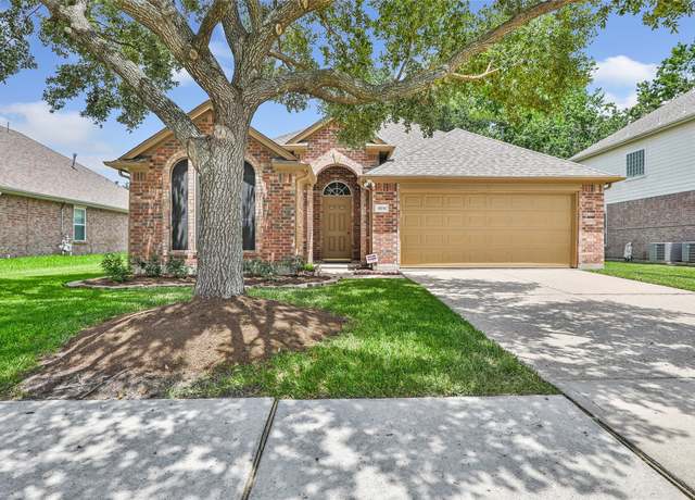 Property at 18618 Atascocita Forest Dr, Humble, TX 77346, 3 beds, 2 baths