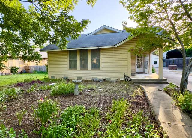 Property at 516 S Pecan Ave, Luling, TX 78648, 2 beds, 1.5 baths