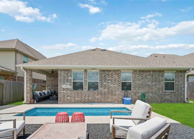 Property at 2731 Dry Creek Dr, Missouri City, TX 77459, 3 beds, 2 baths