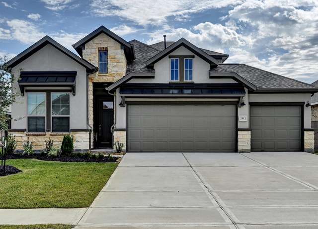 Property at 2512 Seneca Lake Dr, Texas City, TX 77568, 4 beds, 3 baths