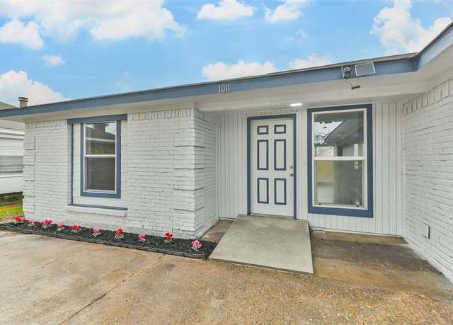 Property at 1011 Cedar Post Ct, Tomball, TX 77375, 3 beds, 2 baths